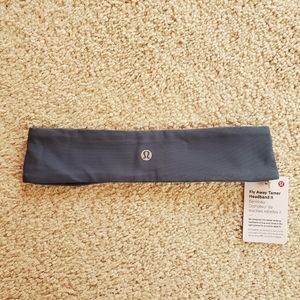 Lululemon Fly Away Tamer Headband II